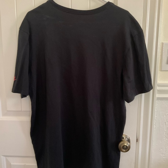 Nike top - Picture 4 of 4